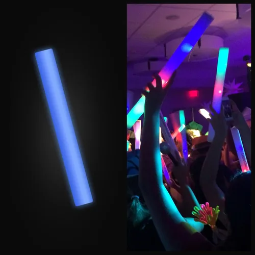 Vista 9 de Paquete de 100 - Varillas de espuma LED multicolor brillantes - 3 modos - 18" - Ideal para bodas y fiestas