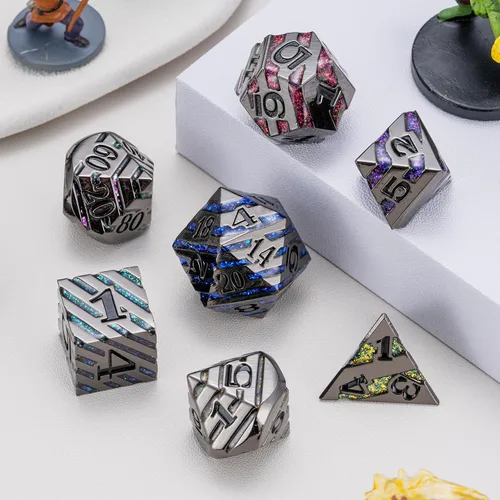 Vista 22 de Juego de dados de metal con incrustaciones de alta calidad, dados DND de aleación de zinc pesado para jugadores de rol serios