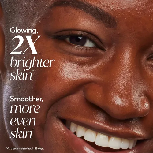 Vista 4 de Olay Hidratante facial con vitamina C, crema iluminadora para mujeres, hidratación instantánea, unifica el tono, reducción de manchas oscuras