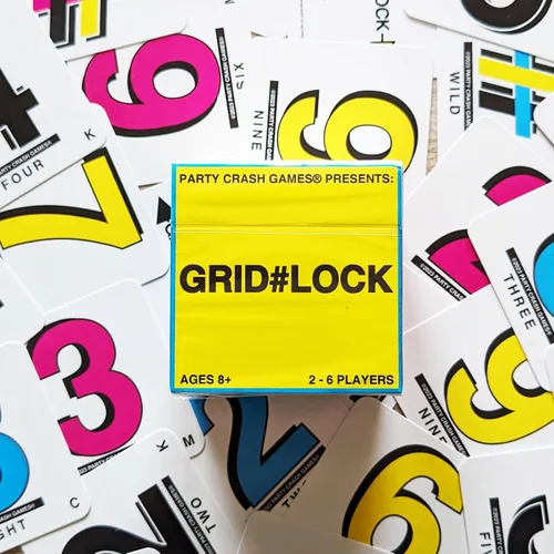 Vista 3 de Presenta: Grid#Lock - Un juego de cartas simple pero sustancial basado en Rummy; diseñado para 2-6 jugadores mayores de 8 años que son