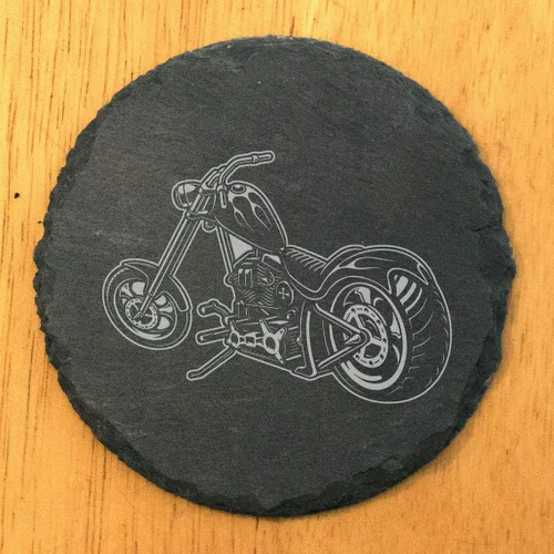Vista 5 de Level Up Your Man Cave: Posavasos rústicos para los entusiastas de la motocicleta, pizarra redonda, juego de 4