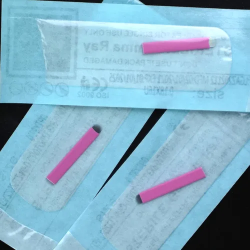 Vista 7 de 50pcs rosa desechable microblading artista Blade #12 Nano Microblades 0.007 in Microblading cejas suministros agujas tamaño disponible 12F 14F 18U