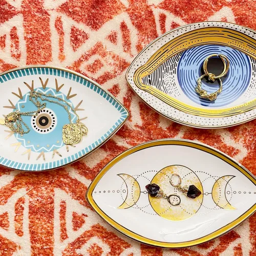 Vista 7 de Exquisita bandeja pequeña de cerámica para joyas, plato de baratija, decoración de mal de ojo, soporte para anillos de placa dorada, artículos