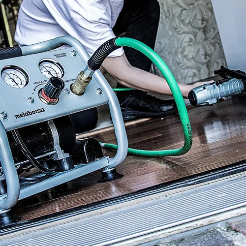 Vista 4 de Metabo HPT Compresor de aire silencioso, compresor de aire portátil sin aceite de 1 galón, funcionamiento ultrasilencioso a 59 dB, acoplador rápido