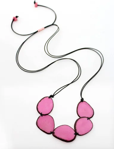 Vista 3 de Tagua Necklace Pink Chips Handmade Fair Trade, Adjustable lightweight by Florama Natural Jewelry