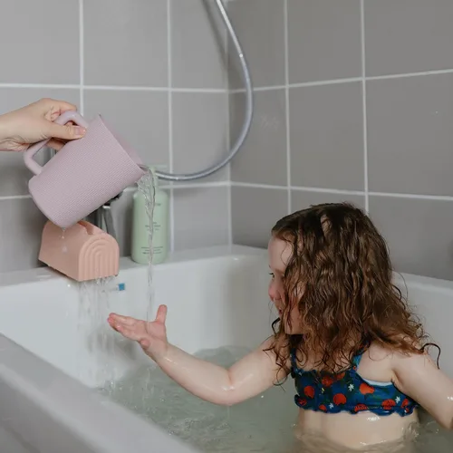 Vista 3 de mushie Cubierta de Caño de Baño Protector de Seguridad de Silicona Suave para Grifo de Bañera para Niños Ajuste Universal (Blush)