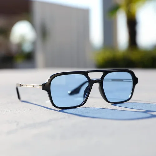 Vista 4 de Hycredi Lentes de sol planos estilo aviador retro de los años 70, gafas cuadradas vintage de moda para mujeres y hombres, diseño de metal, sombras