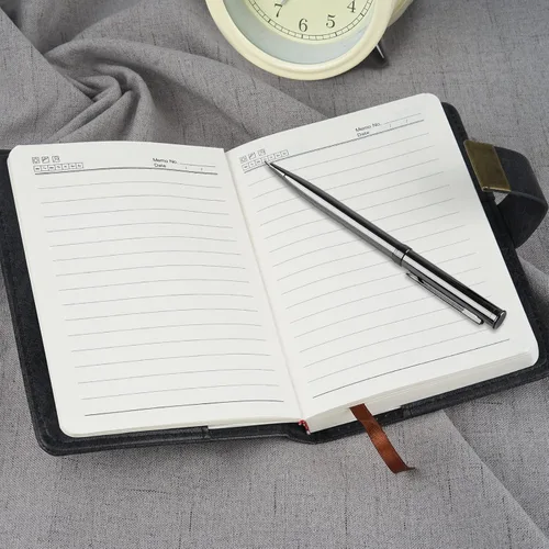 Vista 4 de WEMATE Diario con Cerradura, Diario con Cerradura, Cuaderno de Contraseña, Bolígrafo y Caja de Regalo - Perfecto para Hombres y Mujeres - 4.3X Negro