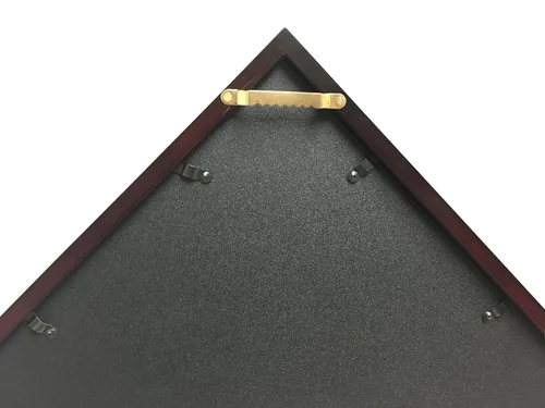 Vista 3 de Estuche sólido de cerezo para bandera estadounidense de 5 נ9.5 pies para entierro de veterano