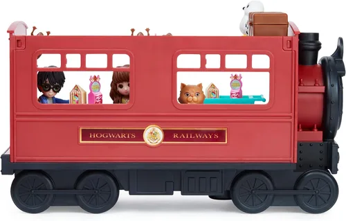 Vista 4 de Wizarding World Harry Potter, Exclusivo de Amazon Castillo de Hogwarts de Lujo y Callejón Diagon & Expreso de Hogwarts, 4 juegos en 1 con luces