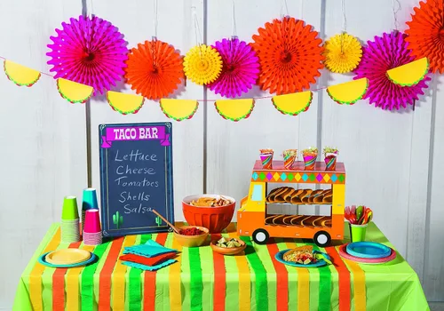 Vista 4 de Fun Express Soporte de golosinas para cupcakes para camiones de comida (incluye conos de golosinas) - Cinco de Mayo, Fiesta y VBS Suministros