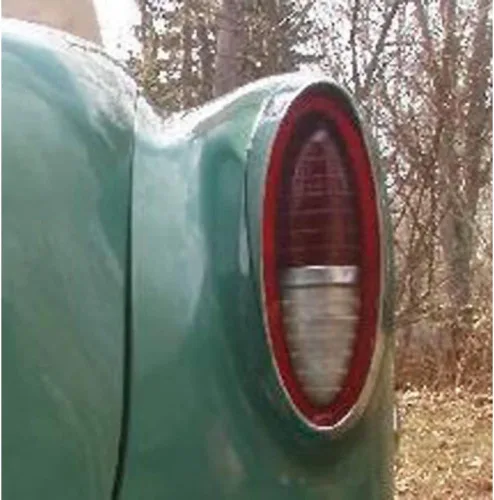 Vista 2 de United Pacific Industries C5406 1954 - Luz trasera para automóvil de pasajeros, 1 paquete