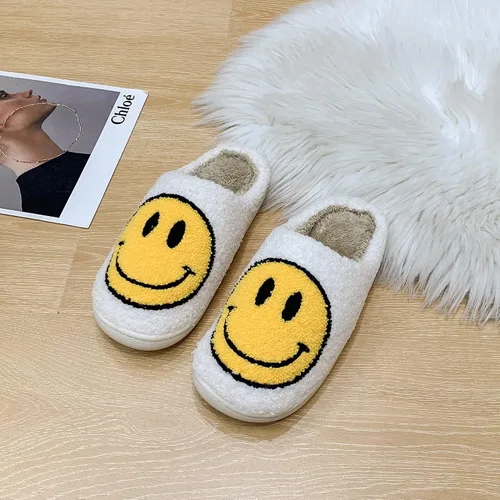 Vista 3 de PLMOKN Pantuflas para mujeres de interior y exterior, puntera abierta, mullidas, bonitas, con cara sonriente