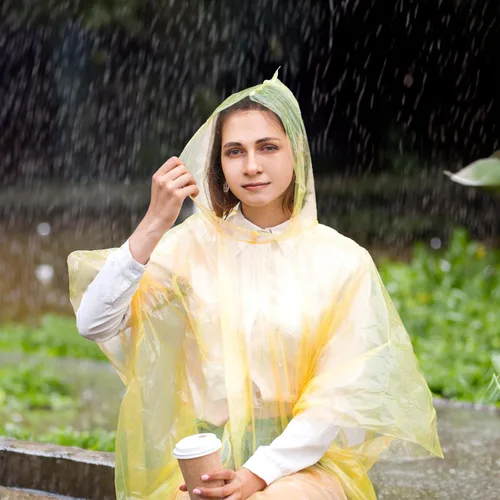 Vista 3 de Cididu Paquete de 20 ponchos de lluvia desechables para adultos, impermeables de emergencia de plástico transparente con capucha, ponchos de lluvia