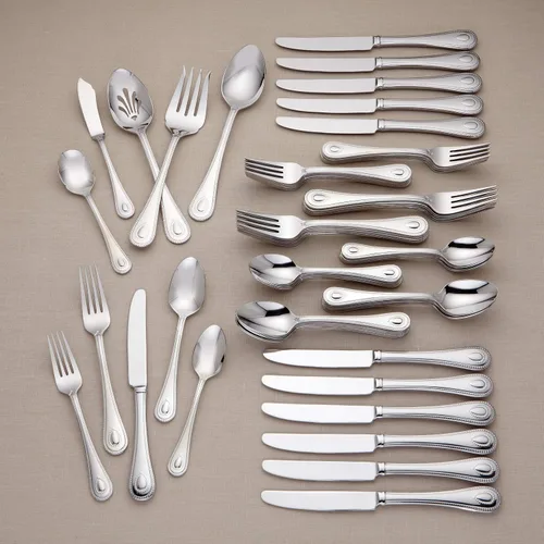 Vista 9 de Juego de Cubiertos Lenox para 12, Juego de Cubiertos French Perle de 65 Piezas con Utensilios para Servir, Servicio para 12, Elegantes Utensilios