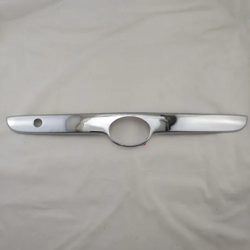 Vista 2 de Para Toyota Corolla Sedan 2003 2004 2005 2006 2007 2008 ABS cromo trasero trasero elevación del maletero Molding cubierta Trim
