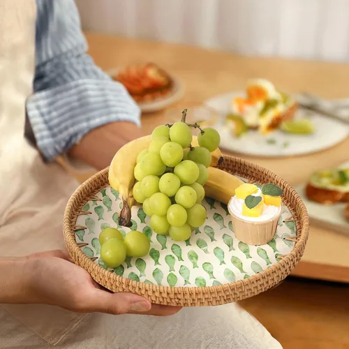 Vista 4 de Bandeja redonda de ratán con incrustaciones de nácar, bandeja de ratán para café, pan, frutas, bandeja decorativa de mimbre para decoración de mesa