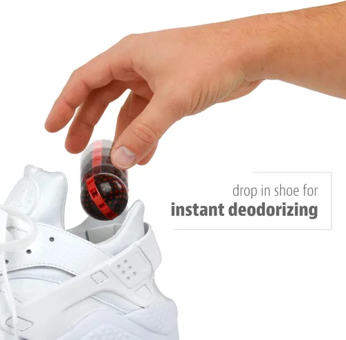Vista 13 de Sof Sole Sneaker Balls - Bolas desodorizantes para zapatos, bolsas de gimnasio y casilleros, 1 par, Soccer