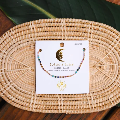 Vista 2 de Lotus and Luna Collar delicado curativo de chakras energéticos de 0.079 pulgadas con piedras reales, jade, perla, cuarzo rosa, amatista, piedra lunar