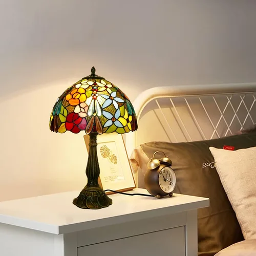 Vista 6 de Tiffany - Lámpara de mesa de 12 x 12 x 19 pulgadas, lámpara de mesa multicolor estilo flores, lámpara de vitral, mesita de noche, luz de escritorio