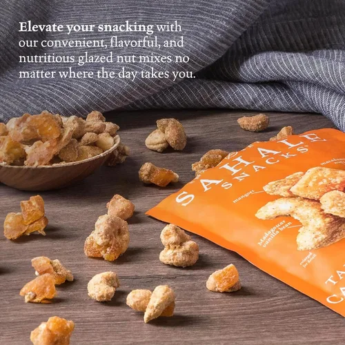 Vista 6 de Sahale Snacks - Mezcla glaseada de nueces de macadamia, anacardos, vainilla y mandarina, 4 onzas (paquete de 6) 6 Packs, Dry-Roasted Deluxe Mixed