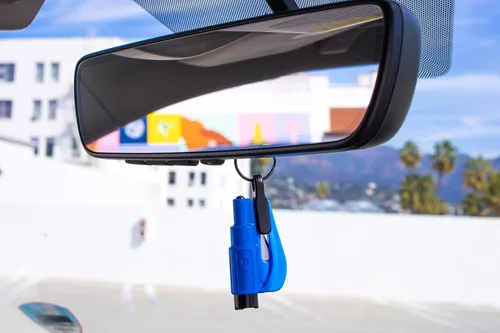 Vista 6 de Resqme - Juego de accesorios original llavero de emergencia para escape de coche, cortador de cinturón de seguridad 2 en 1 y rompeventanas