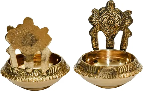 Vista 5 de Bhimonee Decor Latón puro Shanku Chakra kuber Diya, 3 pulgadas, color latón, paquete de 1 par