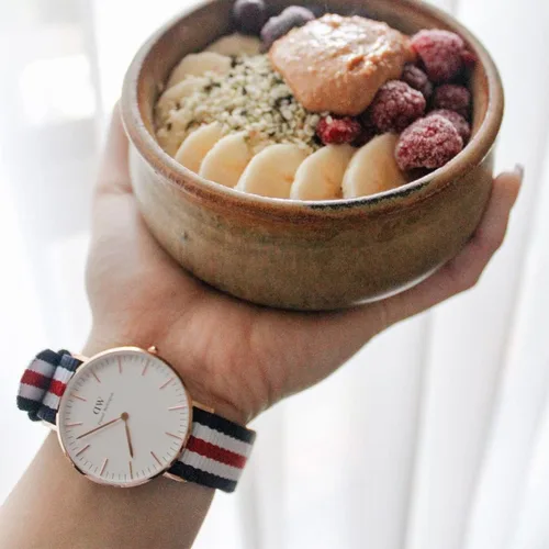 Vista 9 de Daniel Wellington Reloj clásico de tela plateada (poliéster)