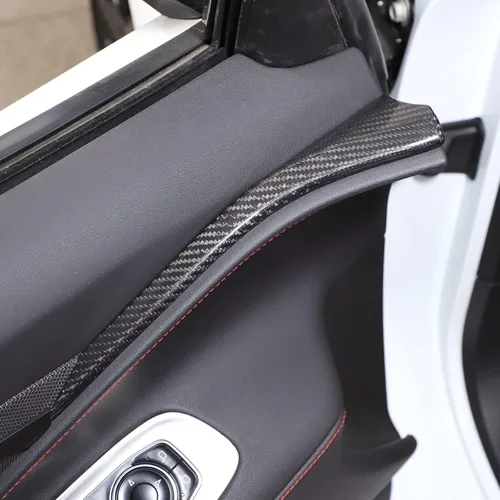 Vista 3 de Daeiclru Panel de puerta interior de automóvil de fibra de carbono real compatible con Chevrolet Corvette C8 2020-2023, tira decorativa para puerta