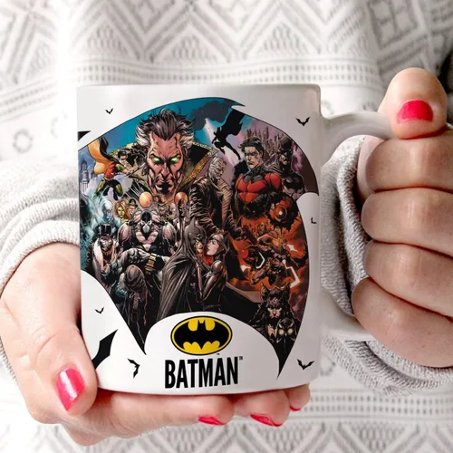 Vista 6 de Morphing Mugs DC Comics – Batman – Capa – Una taza sensible al calor de 16 onzas – Imagen completa revelada cuando se añade líquido caliente