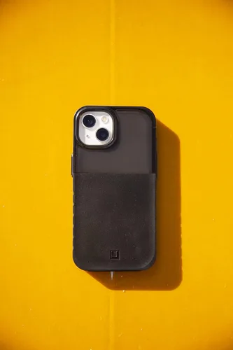 Vista 6 de URBAN ARMOR GEAR [U] por UAG - Funda diseñada para iPhone 13 Pro Max, color negro, delgada, ligera, elegante, a la moda, translúcida que absorbe