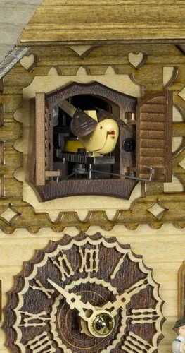 Vista 2 de Trenkle Reloj de cuco de cuarzo Casa de la Selva Negra con Música y Swing TU 4262 QMS