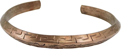 Vista 6 de Pulsera tibetana de cobre hecha a mano de Nepal