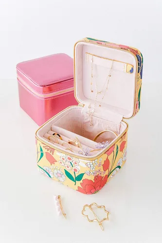 Vista 2 de bando Getaway - Caja organizadora de joyas de cuero vegano estuche de joyería de viaje para anillos aretes collares pulseras color rosa metálico