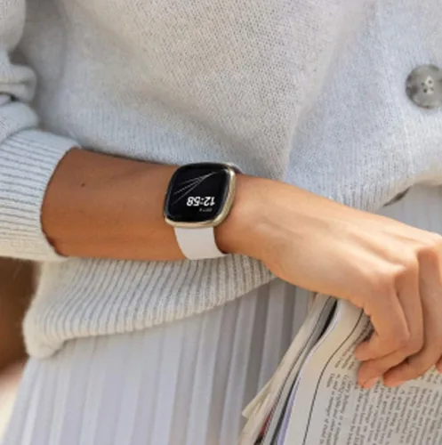 Vista 8 de Seleek Bandas de Repuesto Compatibles con Fitbit Versa 3 / Versa 4 / Sense/Sense 2, Pulseras Accesorios Clásicos de Silicona Ajustables Correas