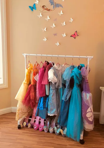 Vista 4 de Colgador para ropa de niños - Organizador de ropero para niños - Con colgadores de terciopelo para ropa de niños (Incluye 10 colgadores para niños)