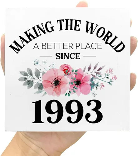 Vista 7 de Regalo de 30 cumpleaños para mujeres y hombres, haciendo del mundo un lugar mejor desde 1993, decoración de escritorio para decoración de fiesta
