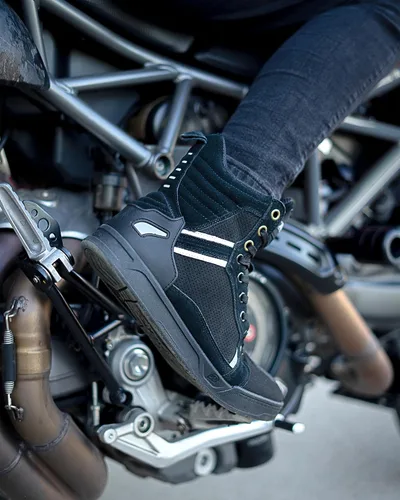 Vista 3 de BORLENI Botas de motocicleta para calle, zapatos de conducción antideslizantes, para senderismo al aire libre, trabajo, zapatos de trabajo