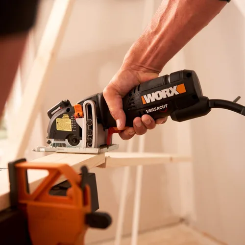 Vista 7 de Worx WX420L 3 Amp Versacut Sierra circular compacta eléctrica de 3-3/8 pulgadas con tecnología de guía láser