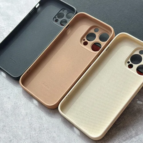 Vista 9 de Funda personalizada en relieve para iPhone