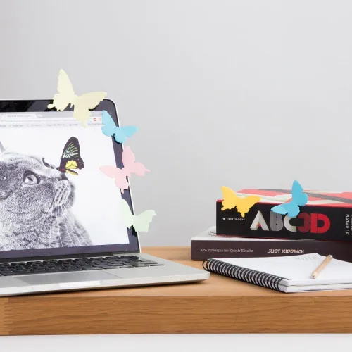 Vista 7 de Suck UK Paquete múltiple de notas adhesivas de mariposa 3D, blocs de notas de papel adhesivo