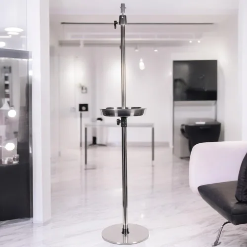Vista 2 de Hair Art Soporte de maniquí de acero inoxidable con bandeja, 5 pies de alto