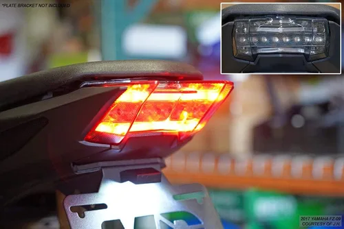 Vista 7 de Luces traseras LED secuenciales integradas con lente ahumada para Yamaha FZ-09 MT-09 2017-2020