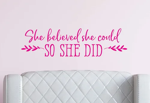 Vista 5 de InnovativeStencils Calcomanía de pared con texto en inglés «She Believed She Could So She Didid» (She Believed She Could So She Didid), con cita