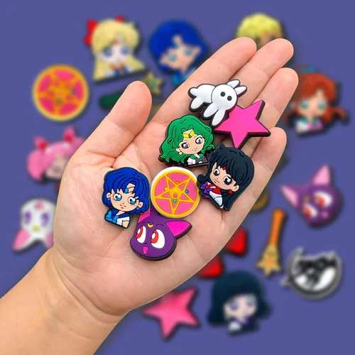 Vista 4 de Shiomay 25, 36 dijes de decoración de zapatos para niñas para niños y adolescentes, dijes de anime para zuecos sandalias, pulseras, decoración
