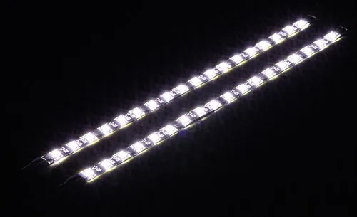 Vista 3 de DS - Tira de luz LED blanca para PC con parte trasera magnética, conector Molex, paquete de 2 tiras LED para kit de iluminación de carcasa de PC
