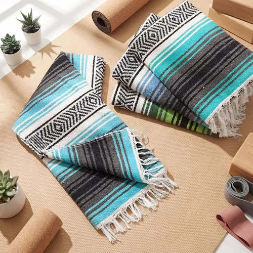 Vista 4 de Oudain 4 mantas mexicanas tejidas a mano a granel, manta de yoga mexicana colorida falsa serape, manta tejida bohemia para acampar al aire libre