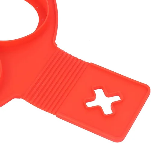 Vista 7 de Oumefar 2 moldes para panqueques de silicona roja para freír huevos con 7 agujeros de forma redonda, herramienta de cocina antiadherente