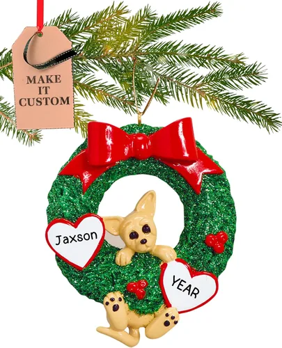 Vista 13 de Adorno de perro Labrador negro personalizado 2026 Personalizado las 24 horas, adornos de Navidad para mascotas grabados con láser para árbol