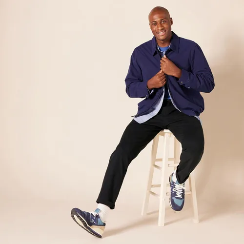 Vista 8 de Amazon Essentials - Pantalón chino casual elástico de corte entallado para hombre